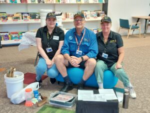  Special Bug Investigation - Brian The Worm Man and Gatton Library